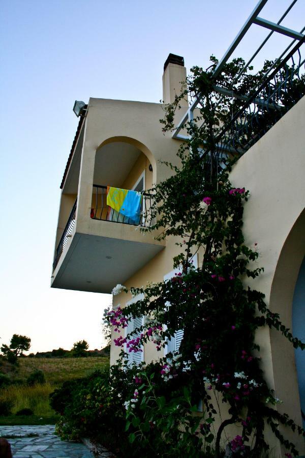 Villa Palmyra Pogoniá Exterior foto